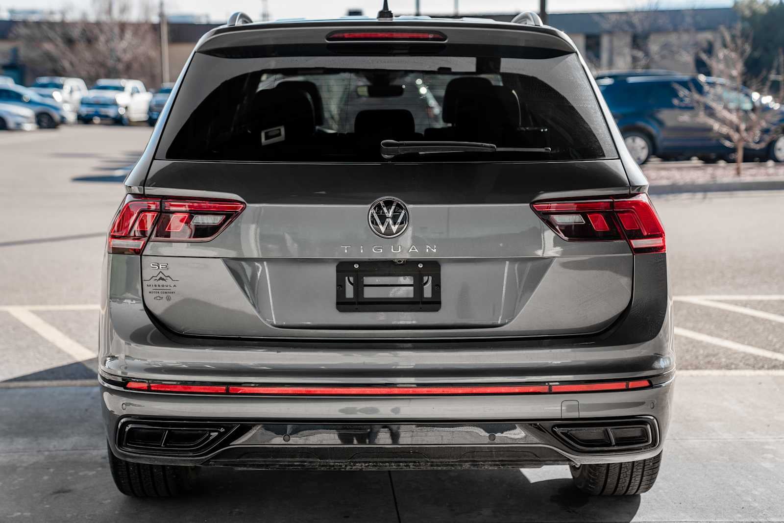 2023 Volkswagen Tiguan SE R-Line Black