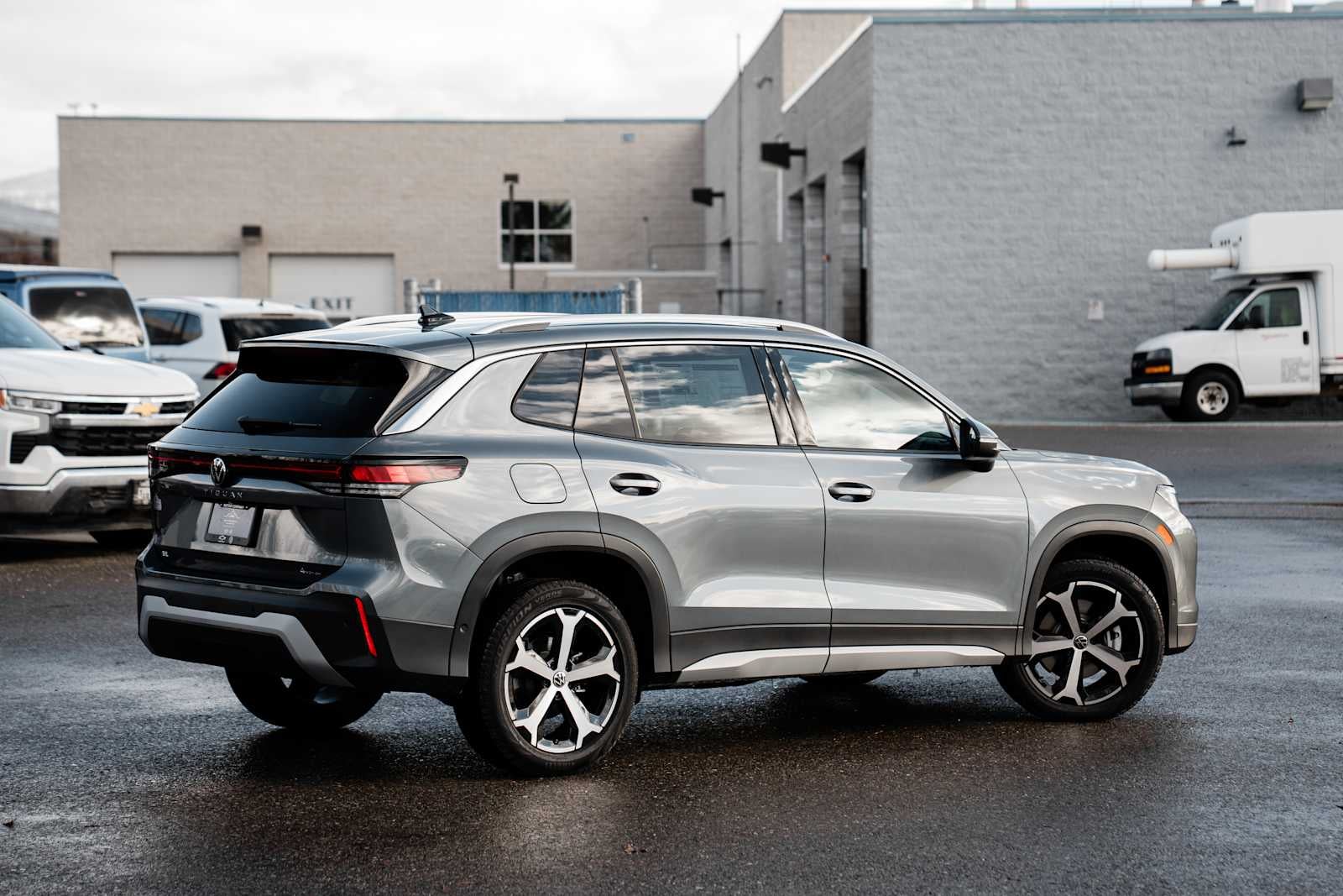 2026 Volkswagen Tiguan SE AWD