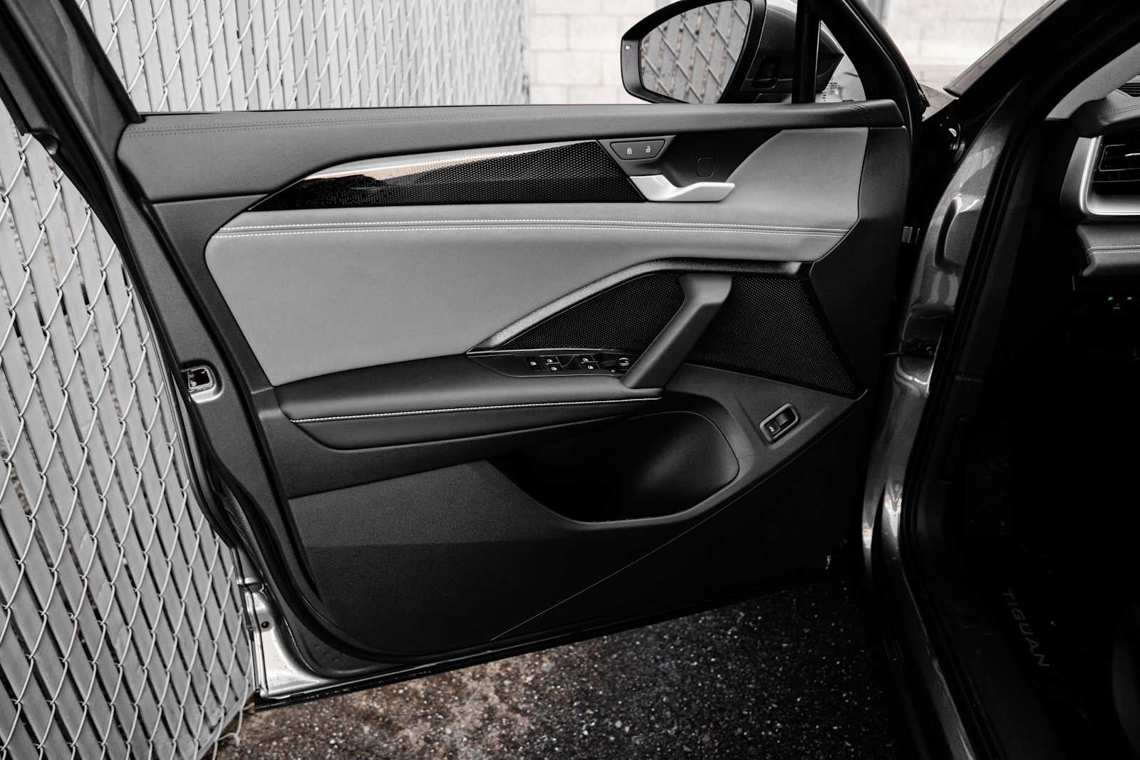 2026 Volkswagen Tiguan SE AWD