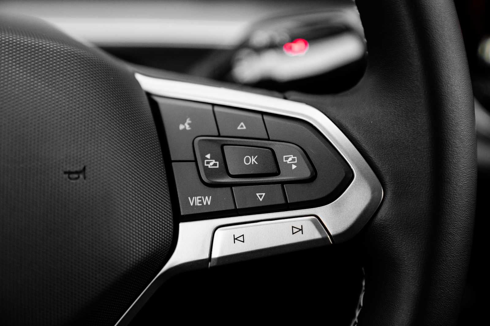 2026 Volkswagen Tiguan SE AWD