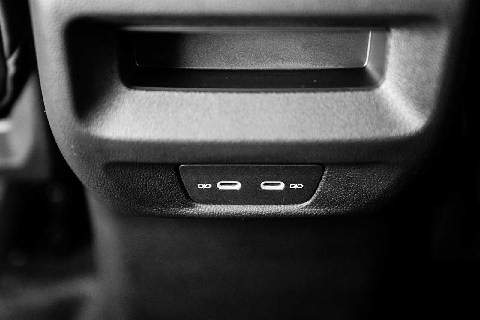 2026 Volkswagen Tiguan SE AWD