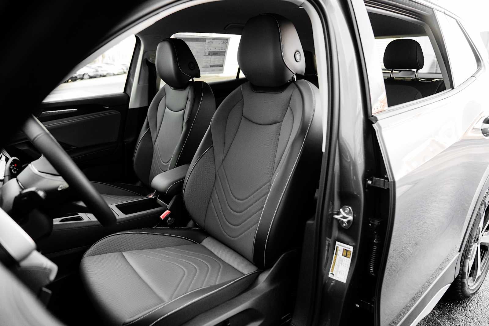 2026 Volkswagen Tiguan SE AWD