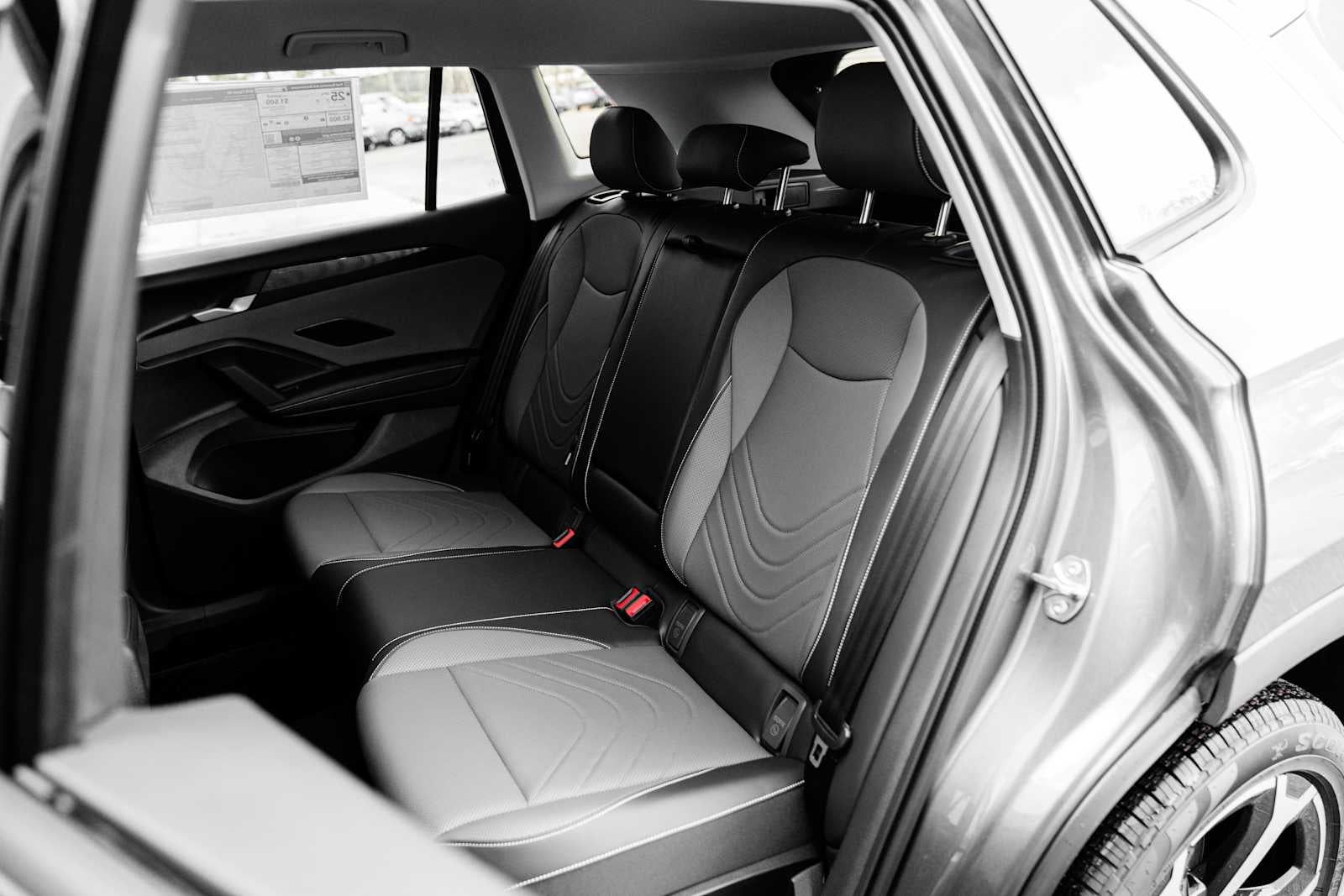 2026 Volkswagen Tiguan SE AWD