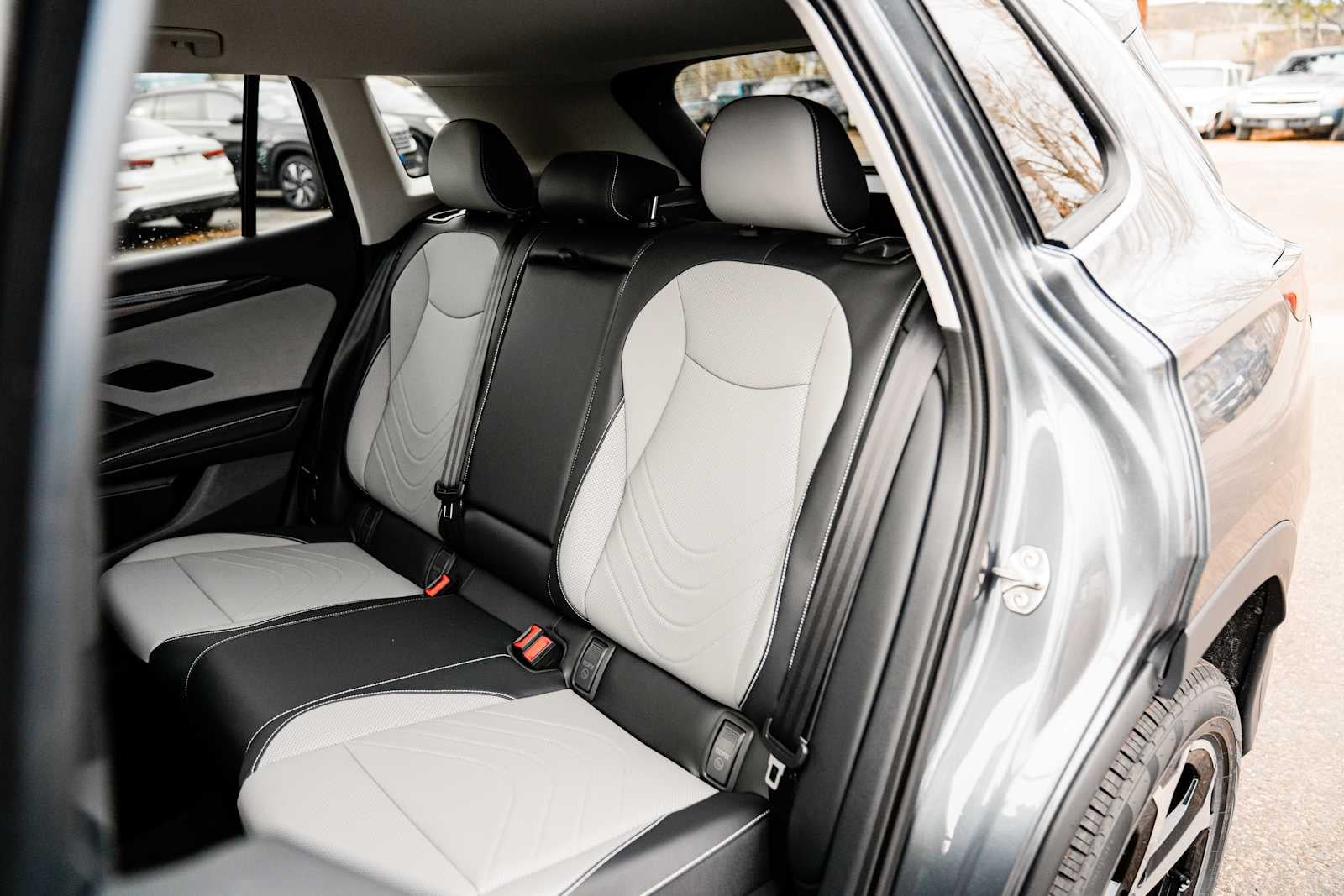 2026 Volkswagen Tiguan SE AWD