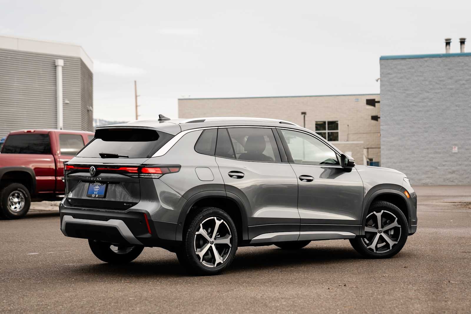 2026 Volkswagen Tiguan SE AWD