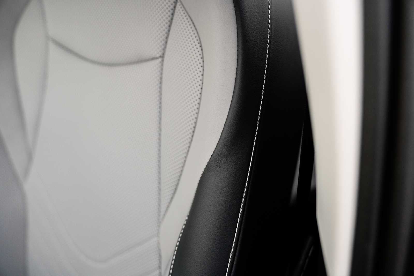 2026 Volkswagen Tiguan SE AWD