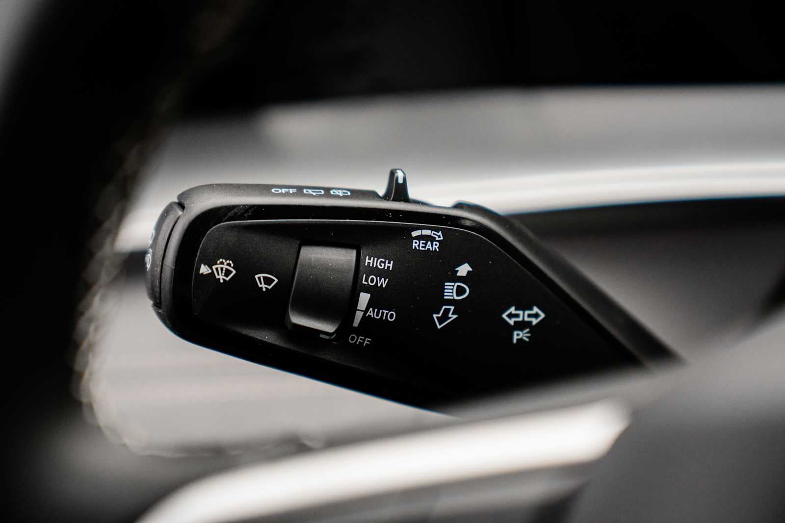 2026 Volkswagen Tiguan SE AWD