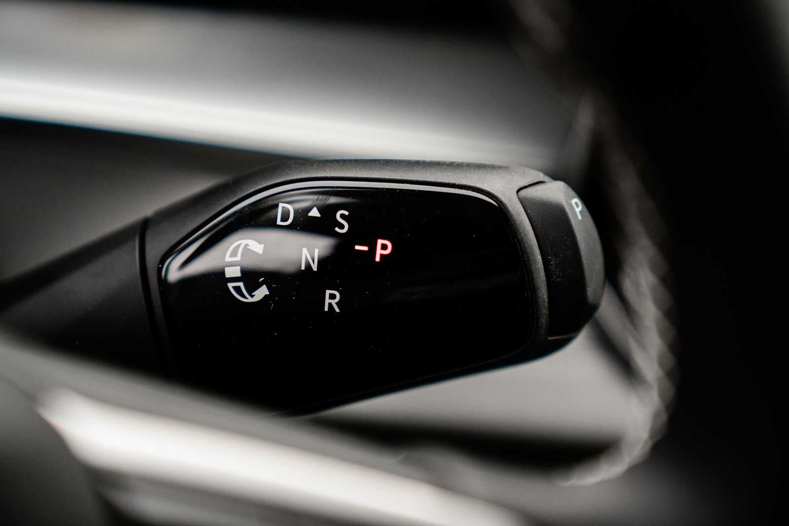 2026 Volkswagen Tiguan SE AWD