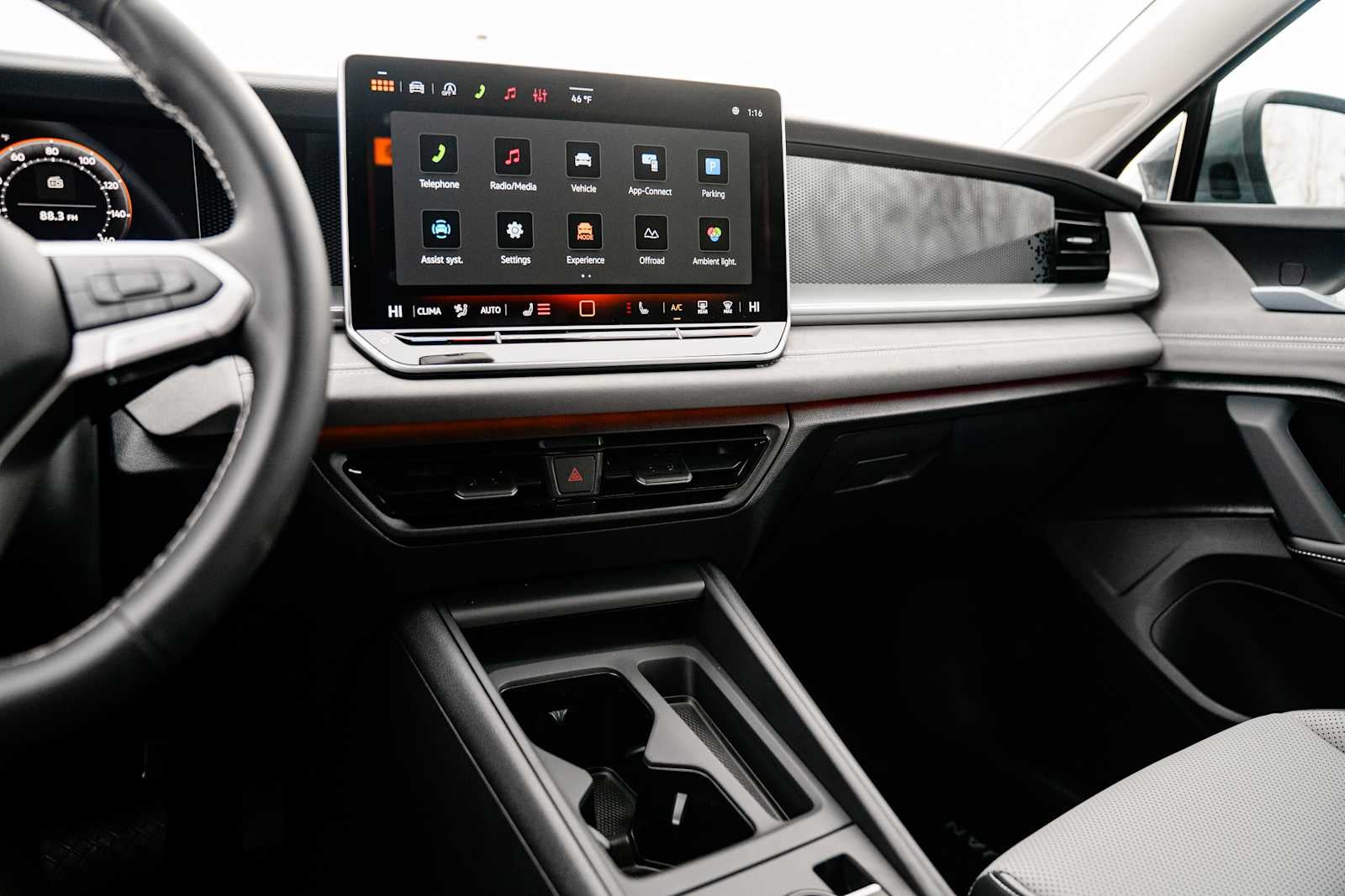 2026 Volkswagen Tiguan SE AWD