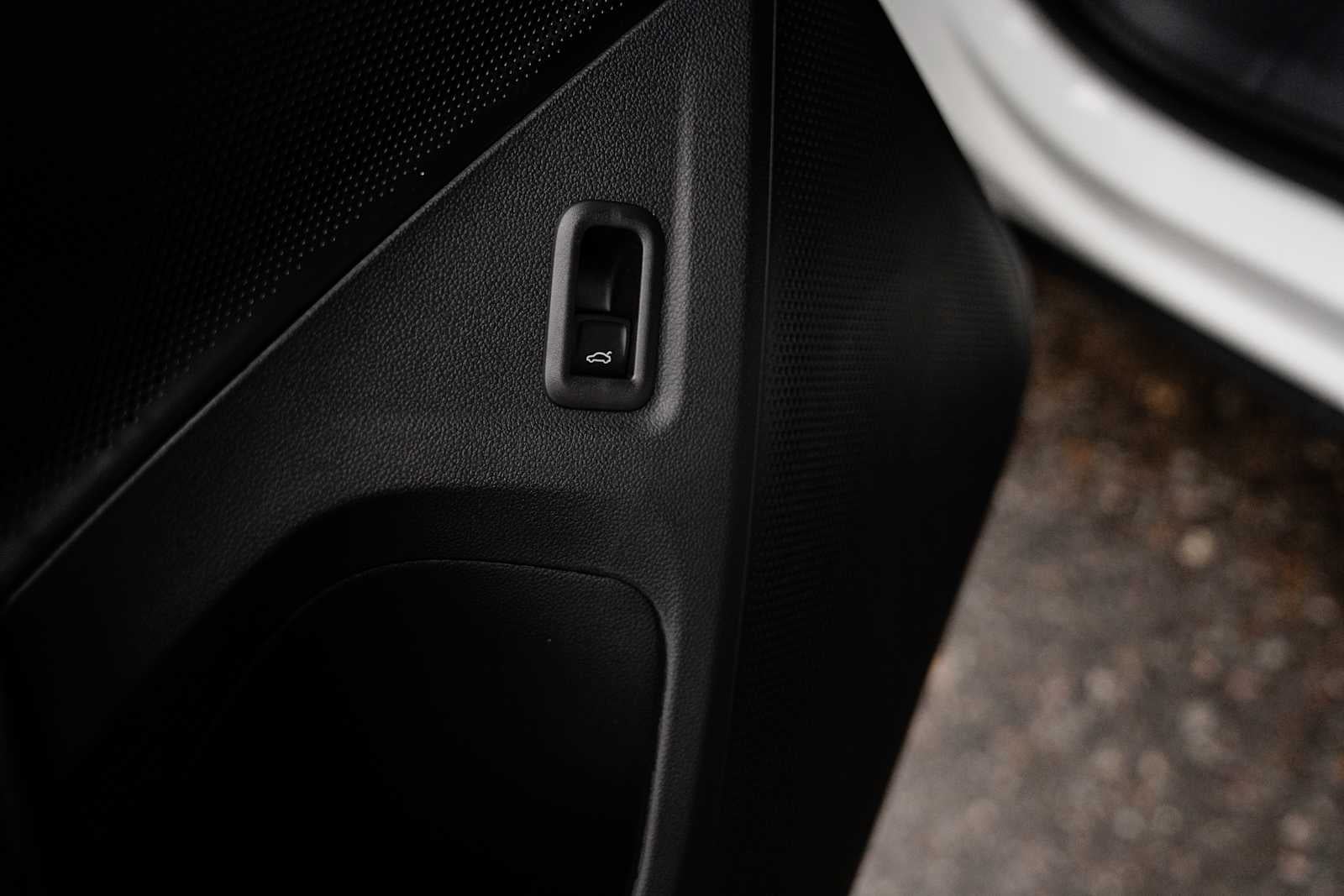 2026 Volkswagen Tiguan SE R-Line AWD