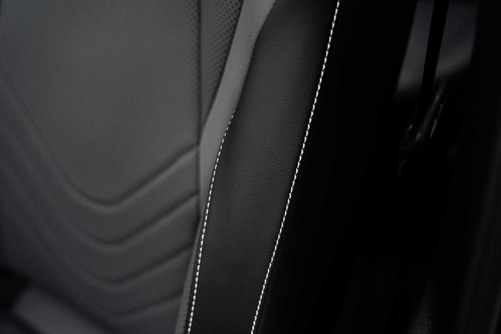 2026 Volkswagen Tiguan SE R-Line AWD