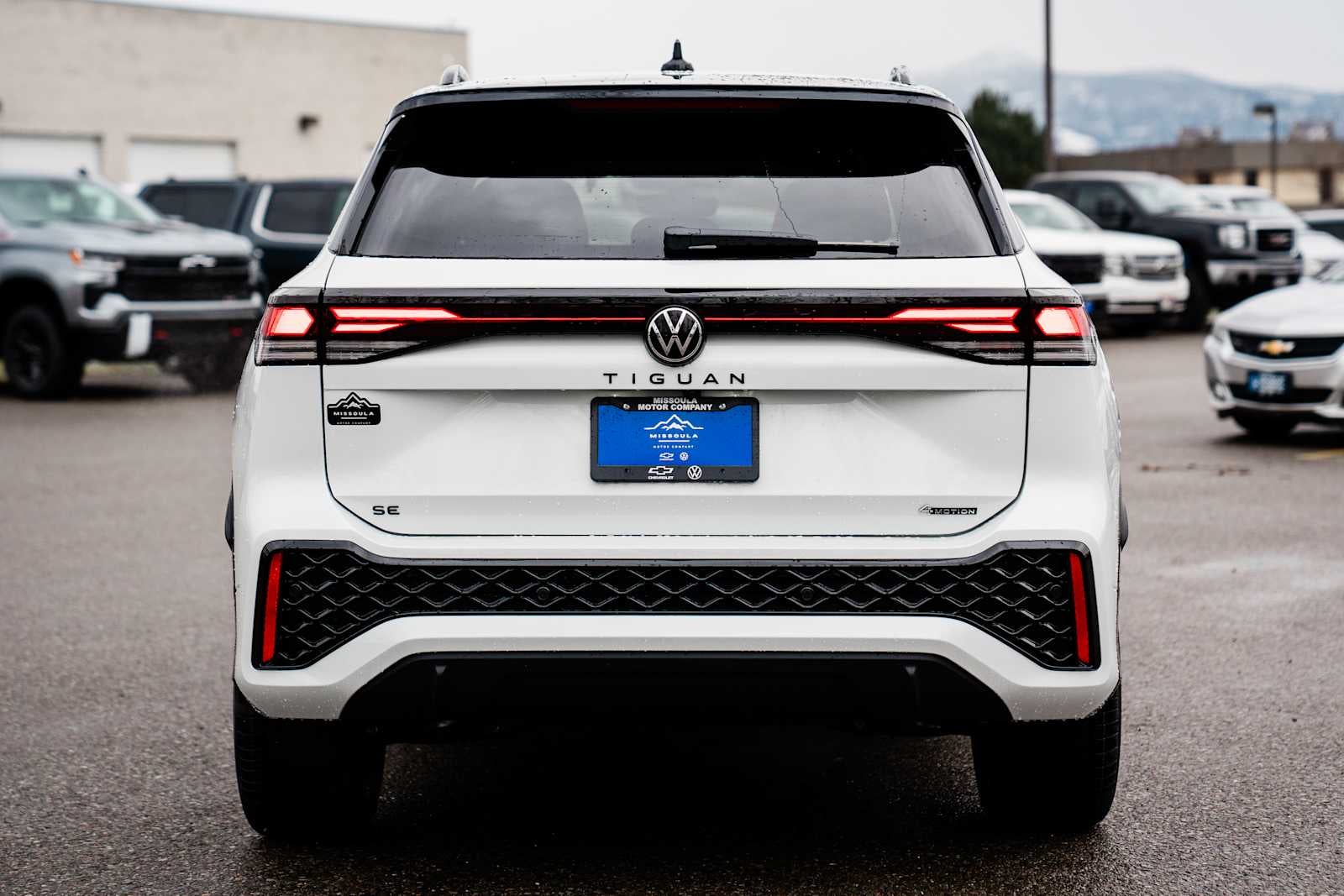 2026 Volkswagen Tiguan SE R-Line AWD