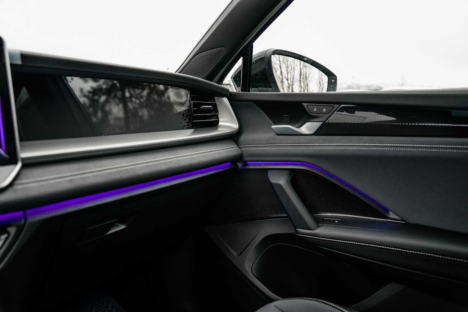 2026 Volkswagen Tiguan SE R-Line AWD