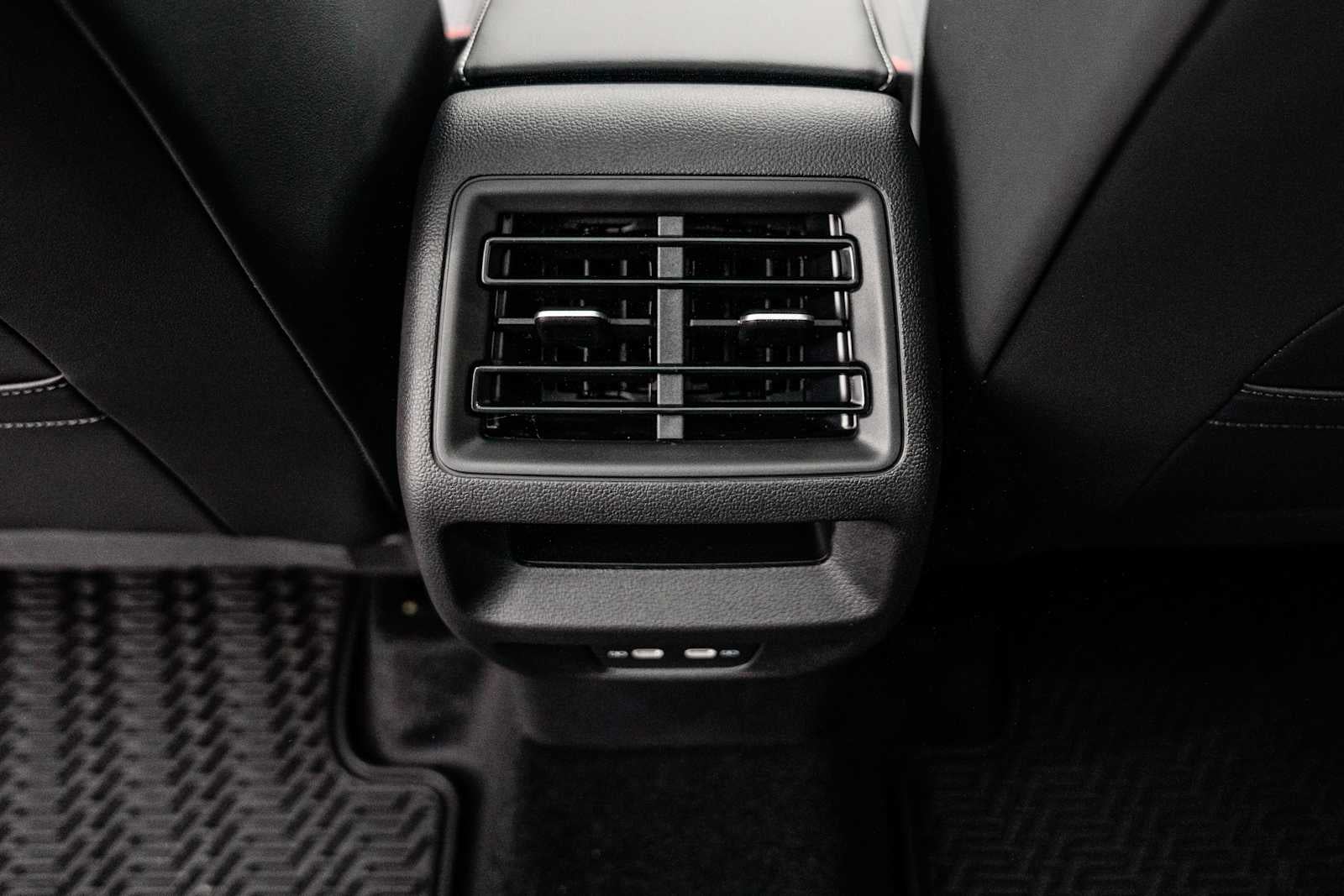 2026 Volkswagen Tiguan SE R-Line AWD