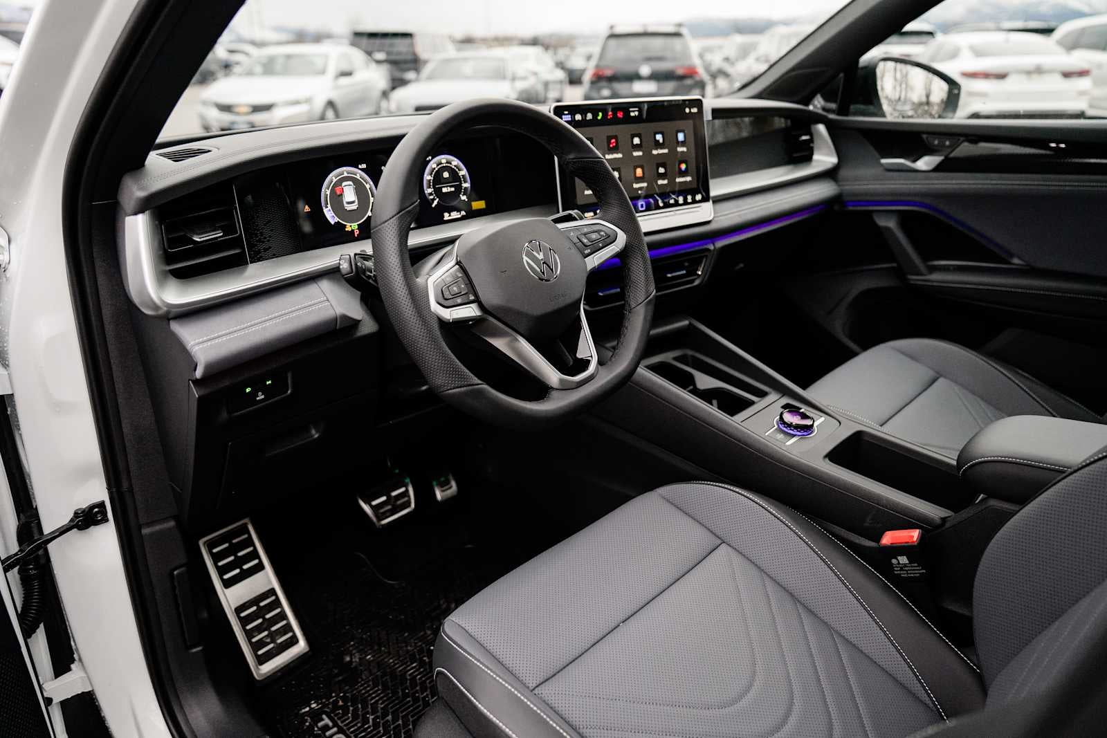 2026 Volkswagen Tiguan SE R-Line AWD