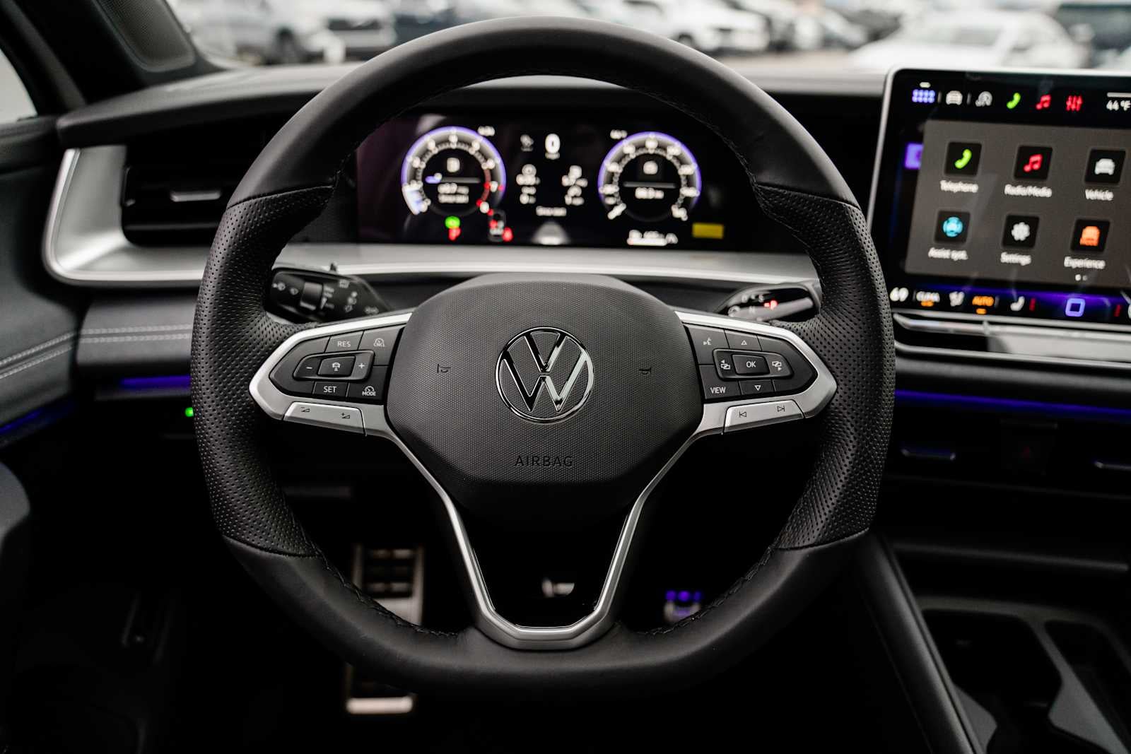 2026 Volkswagen Tiguan SE R-Line AWD