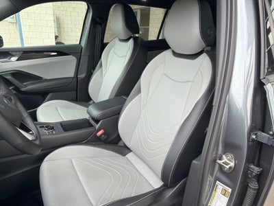 2025 Volkswagen Tiguan SE R-Line Black