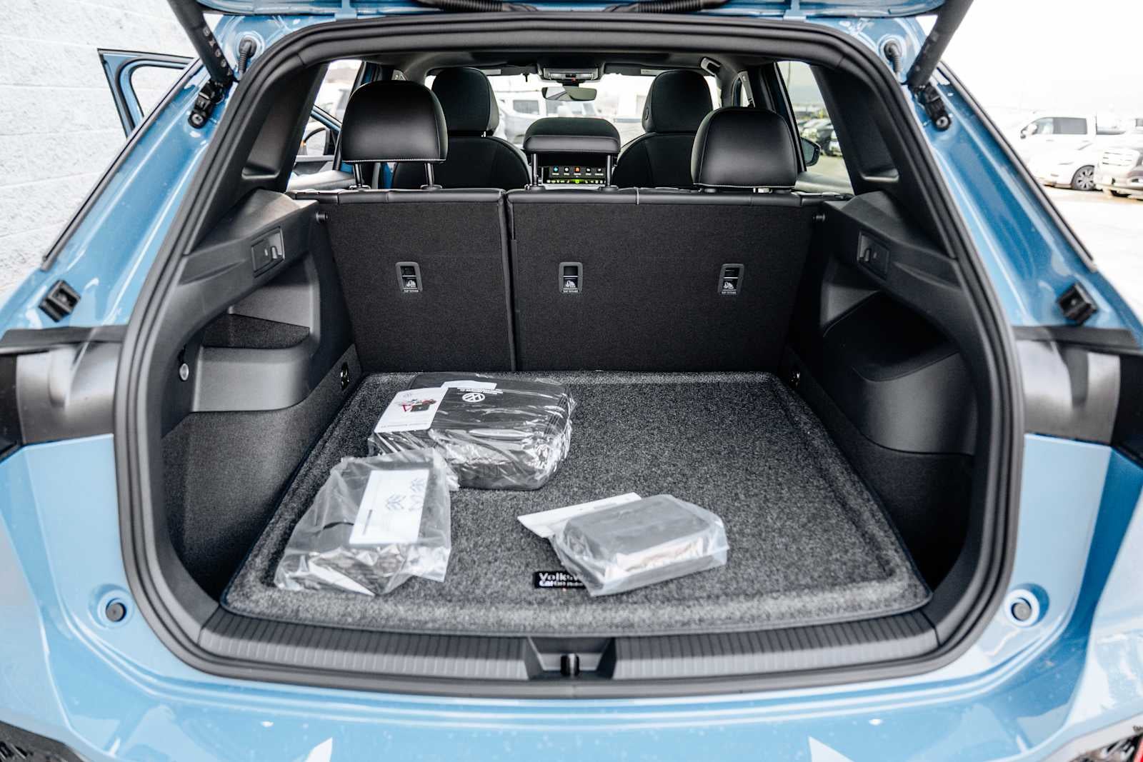 2026 Volkswagen Tiguan SE R-Line AWD