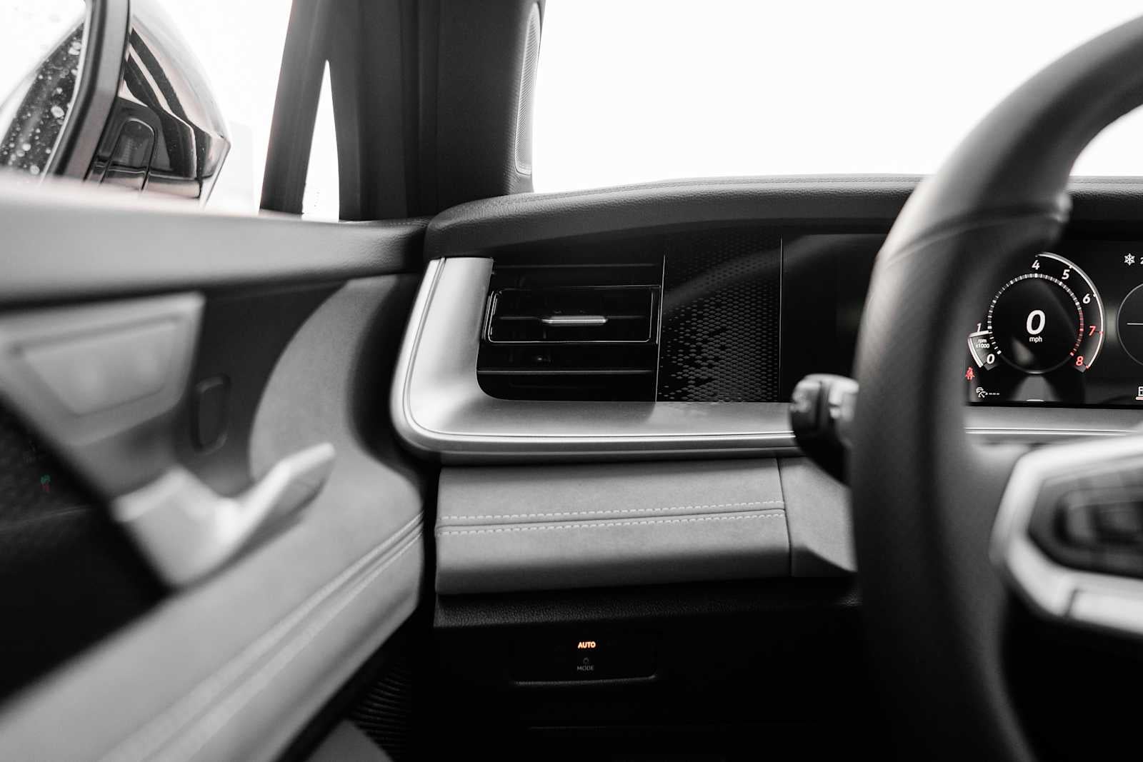 2026 Volkswagen Tiguan SE R-Line AWD