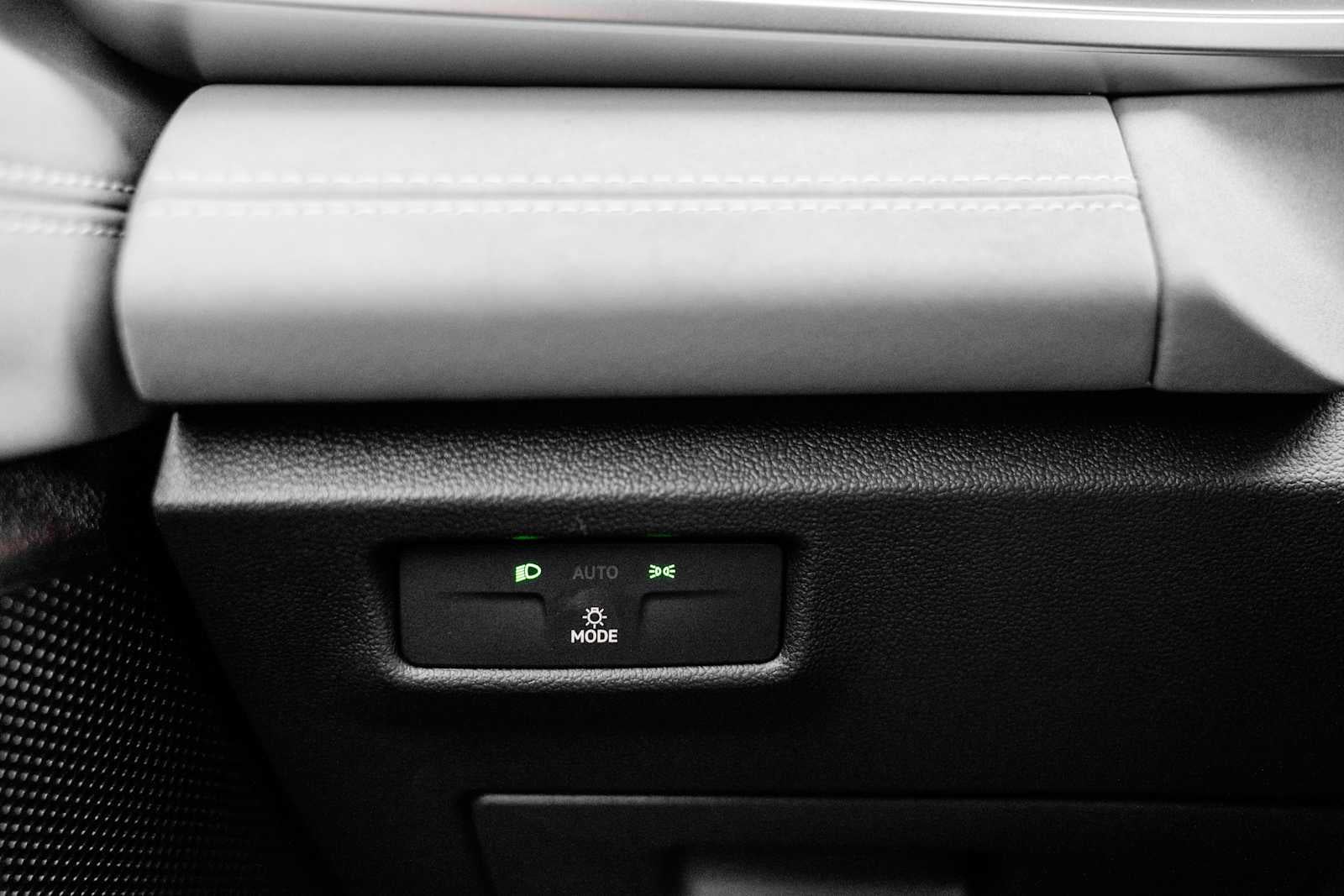 2026 Volkswagen Tiguan SE R-Line AWD