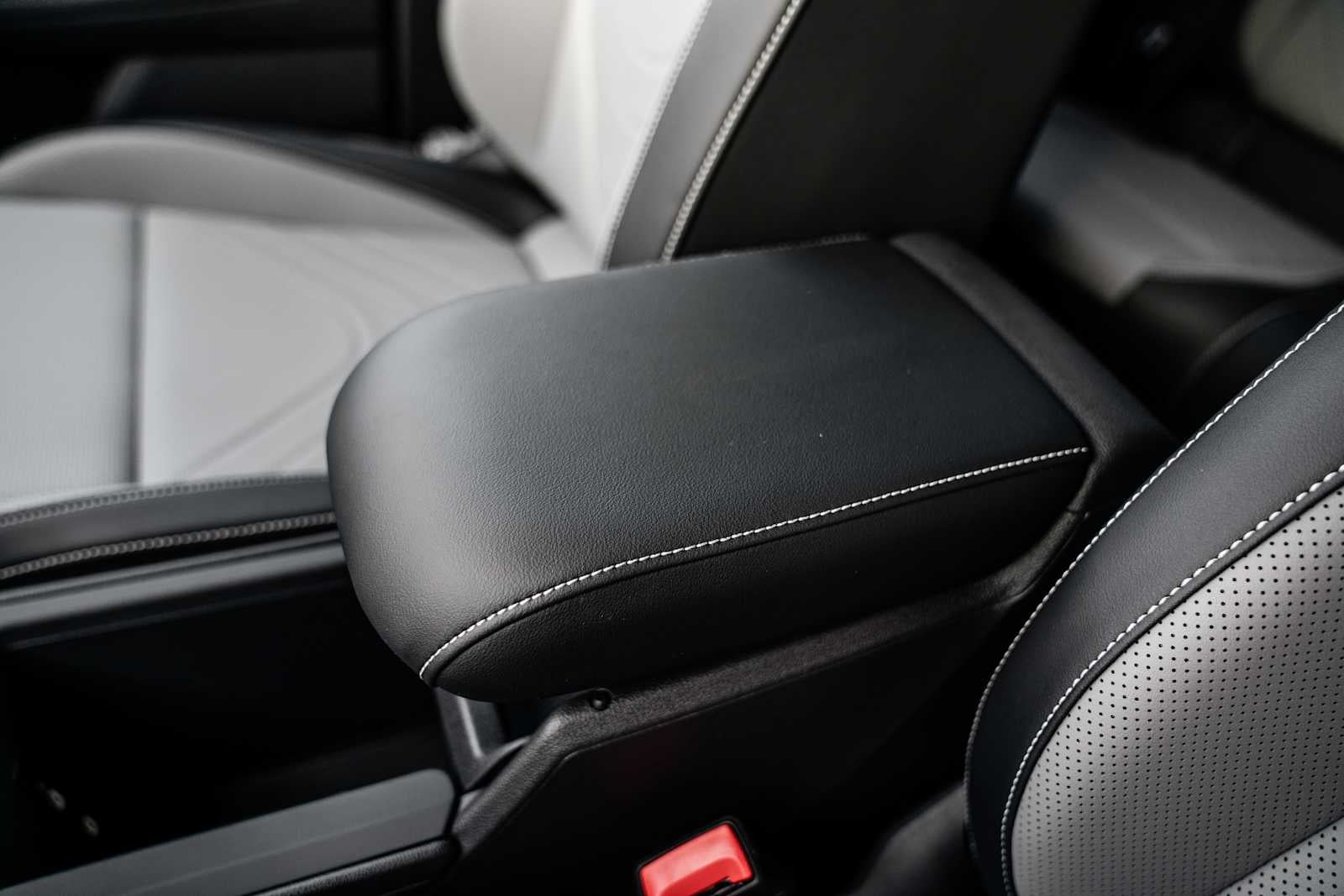 2026 Volkswagen Tiguan SE R-Line AWD