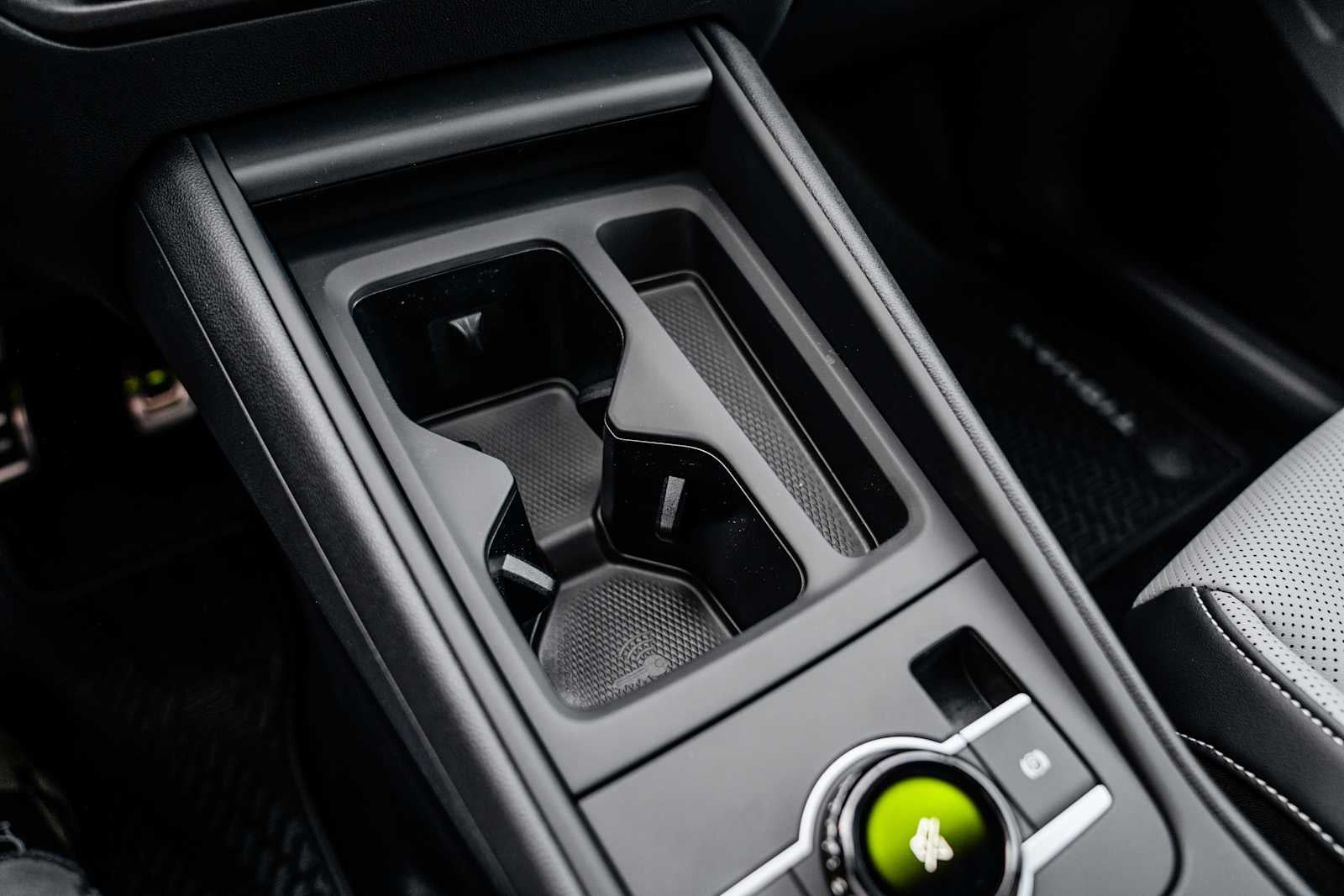 2026 Volkswagen Tiguan SE R-Line AWD