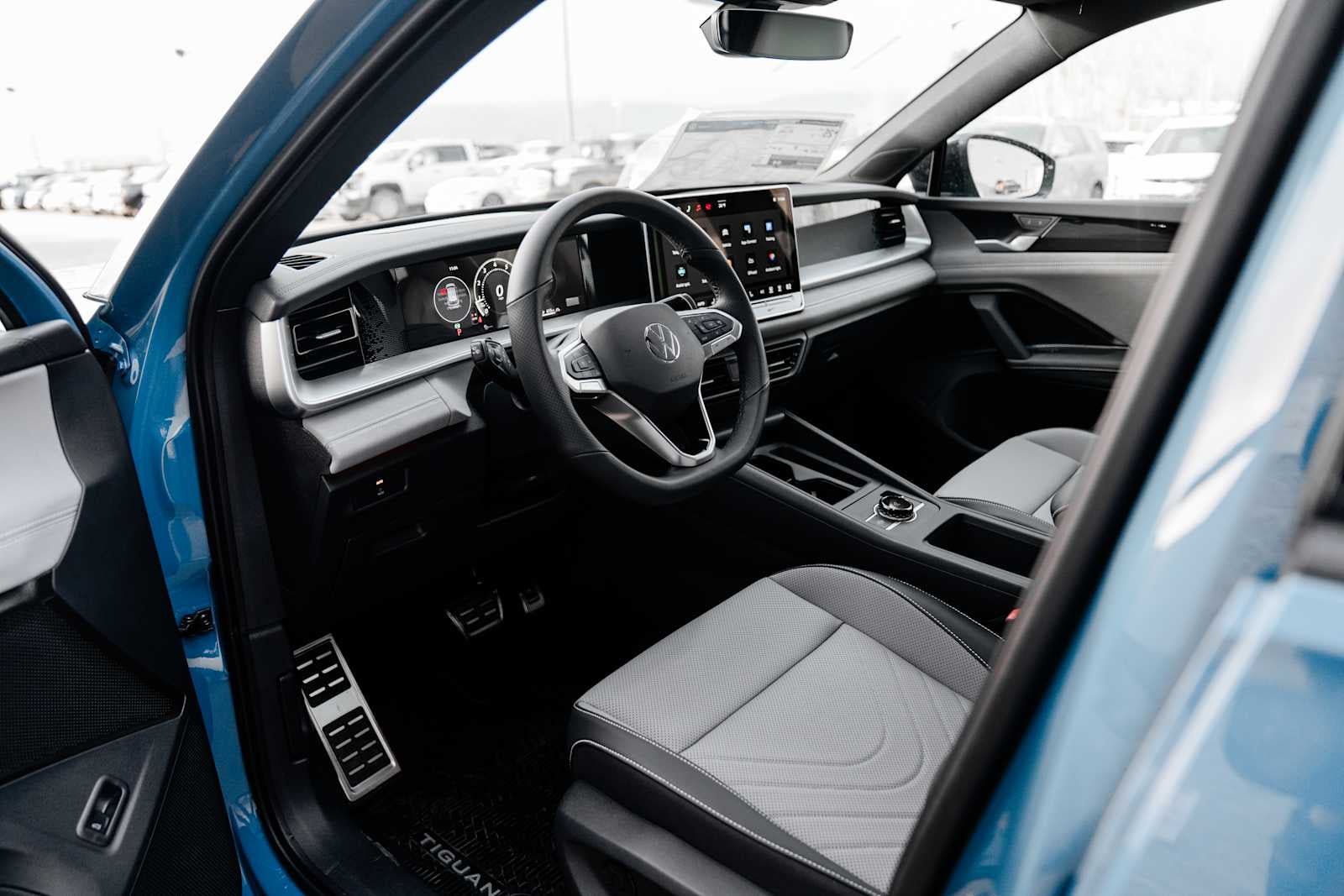 2026 Volkswagen Tiguan SE R-Line AWD