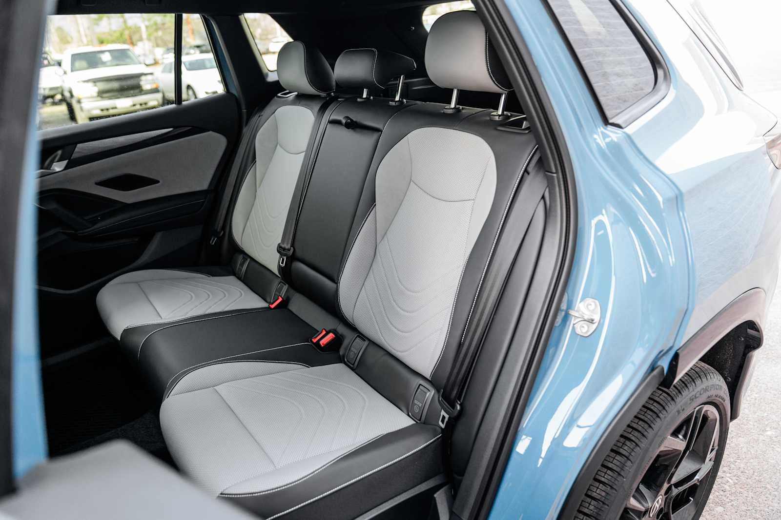 2026 Volkswagen Tiguan SE R-Line AWD