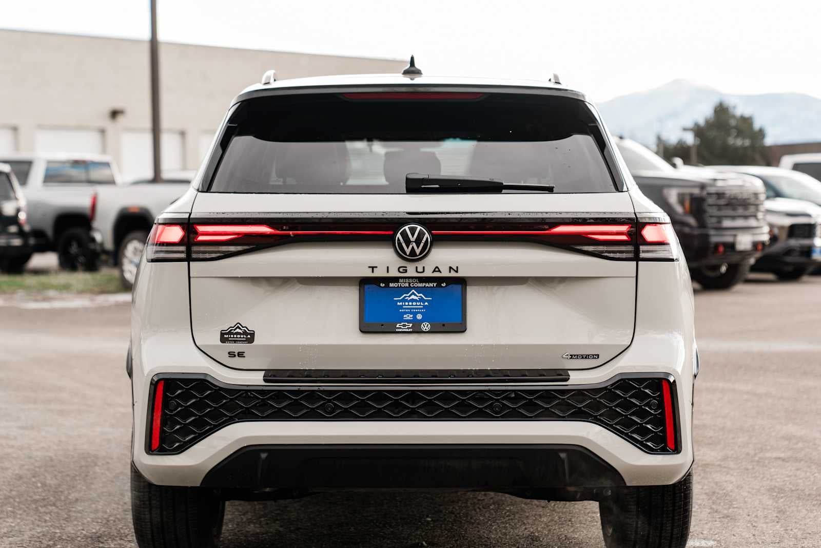 2026 Volkswagen Tiguan SE R-Line AWD