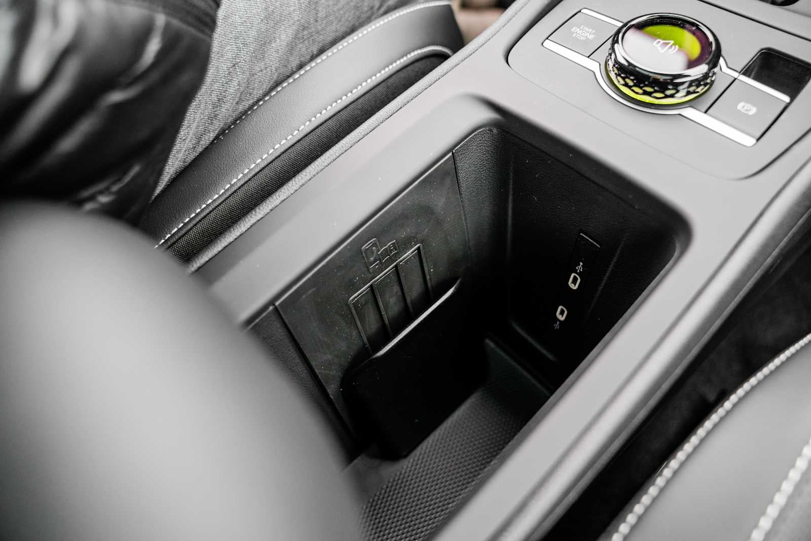 2026 Volkswagen Tiguan SE R-Line AWD