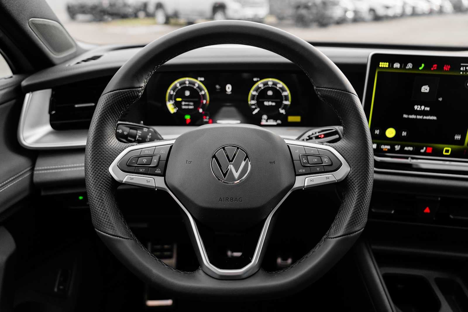 2026 Volkswagen Tiguan SE R-Line AWD