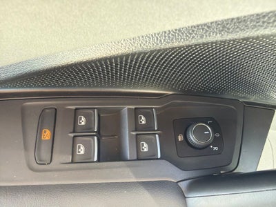2025 Volkswagen Tiguan SE R-Line Black