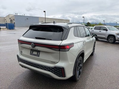 2025 Volkswagen Tiguan SE R-Line Black