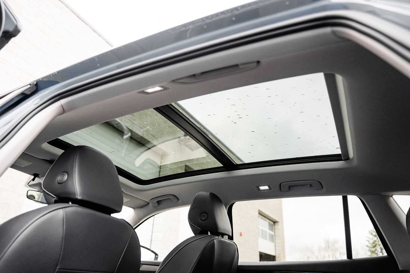 2026 Volkswagen Tiguan SE AWD