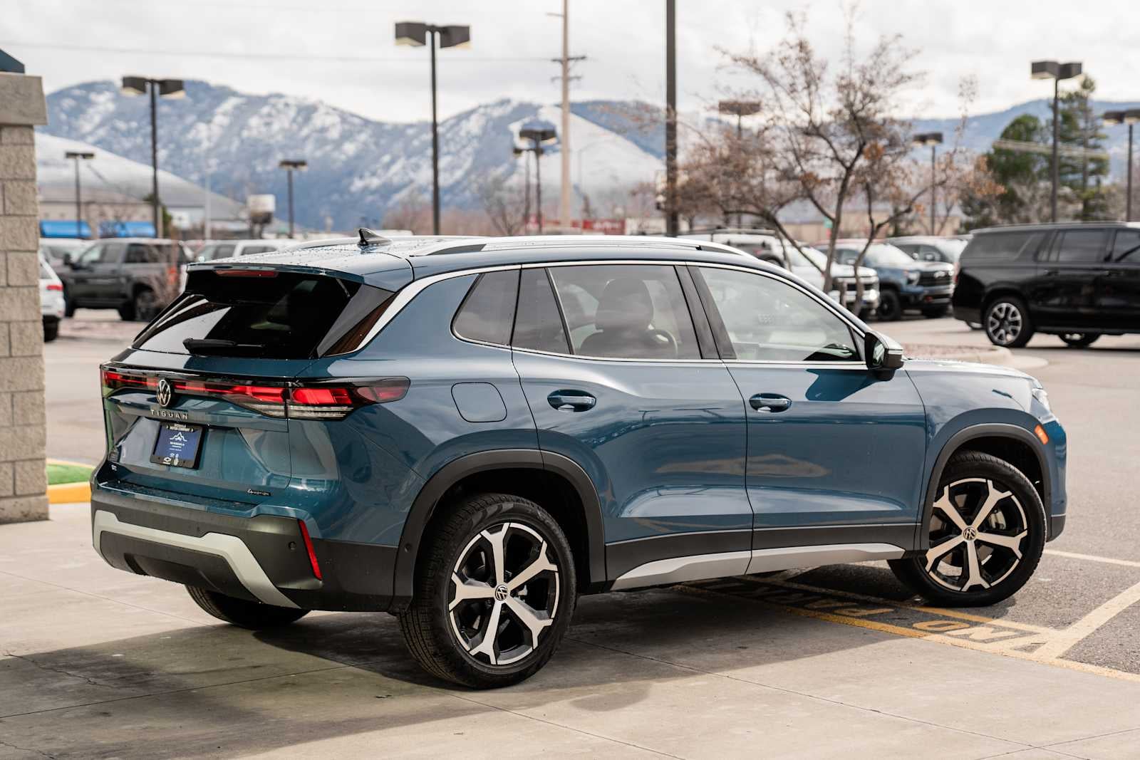 2026 Volkswagen Tiguan SE AWD