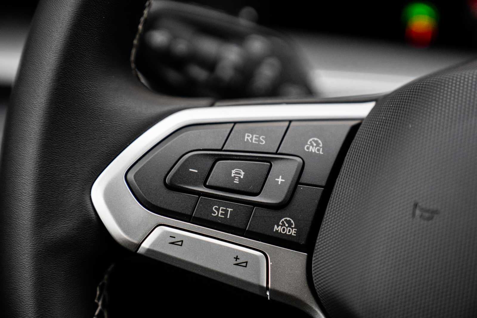 2026 Volkswagen Tiguan SE AWD