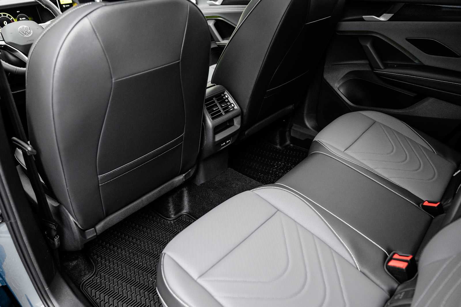 2026 Volkswagen Tiguan SE AWD