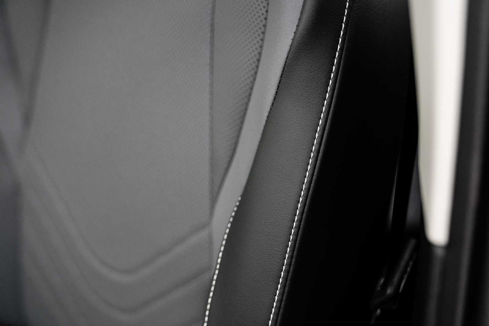 2026 Volkswagen Tiguan SE AWD