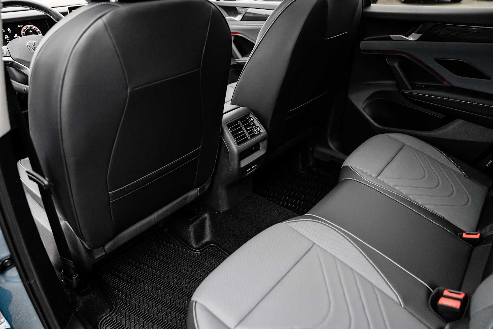 2026 Volkswagen Tiguan SE AWD