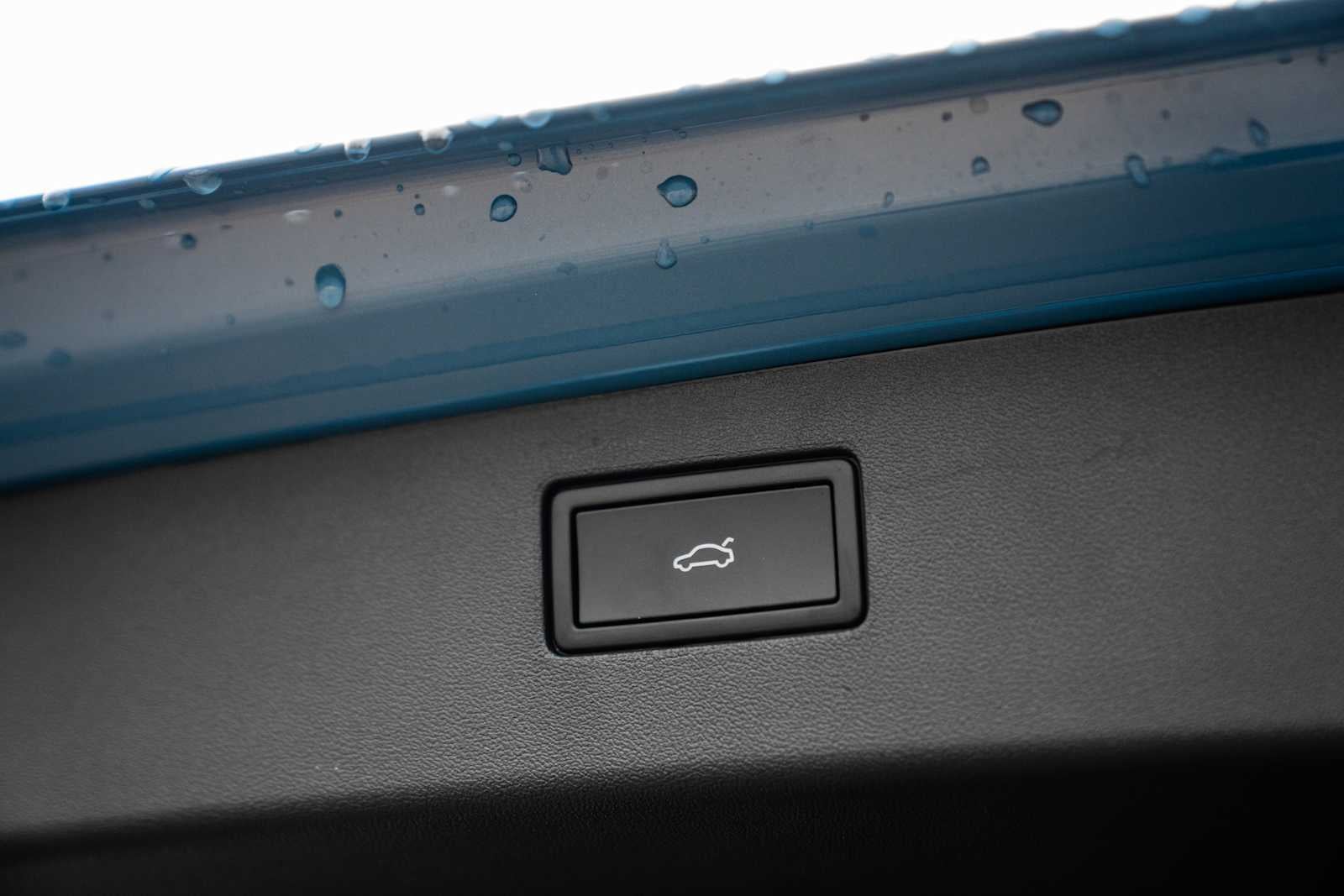 2026 Volkswagen Tiguan SE AWD