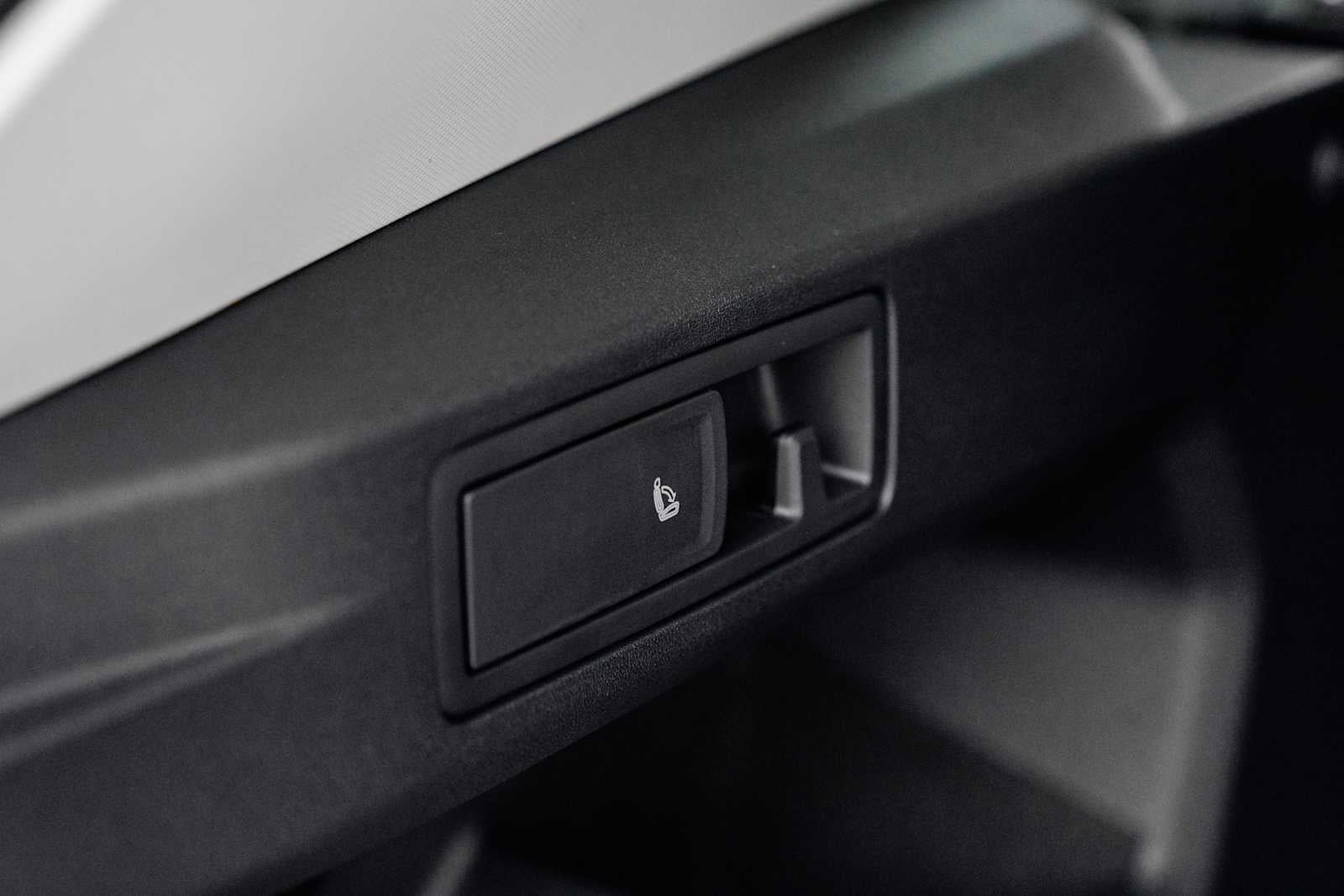 2026 Volkswagen Tiguan SE AWD