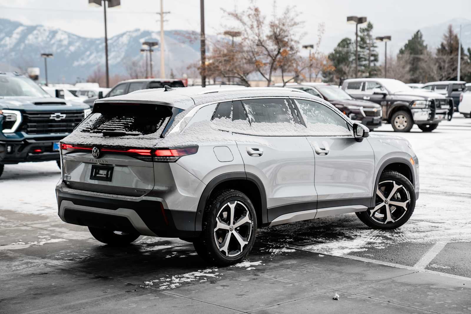 2026 Volkswagen Tiguan SE AWD