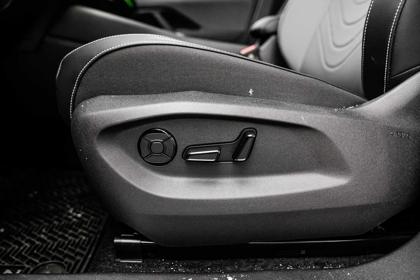 2026 Volkswagen Tiguan SE AWD