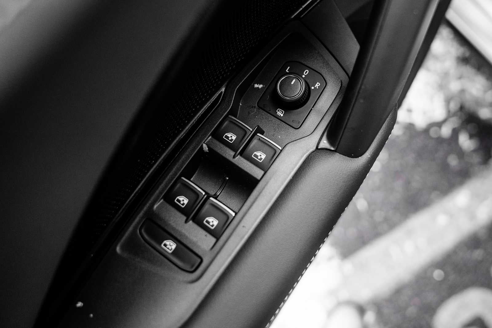 2026 Volkswagen Tiguan SE AWD