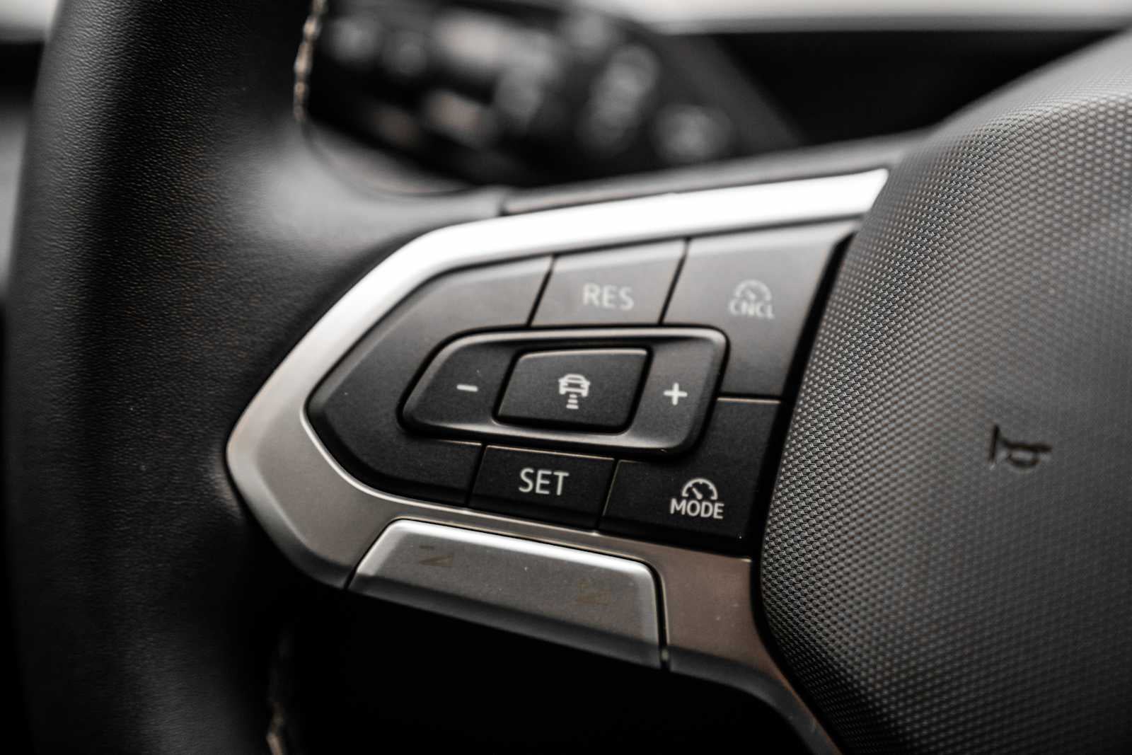 2026 Volkswagen Tiguan SE AWD