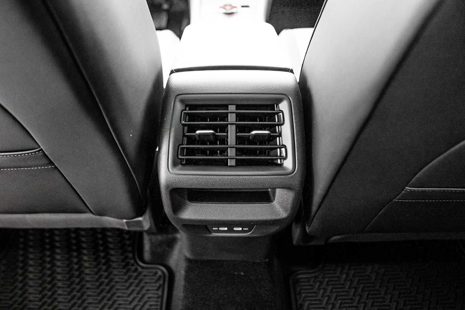 2026 Volkswagen Tiguan SE AWD