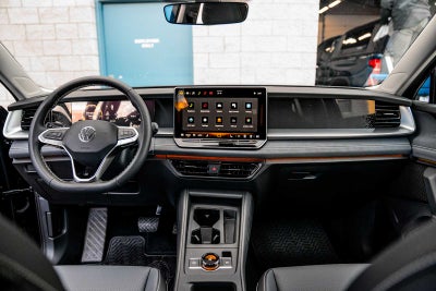 2026 Volkswagen Tiguan SE AWD