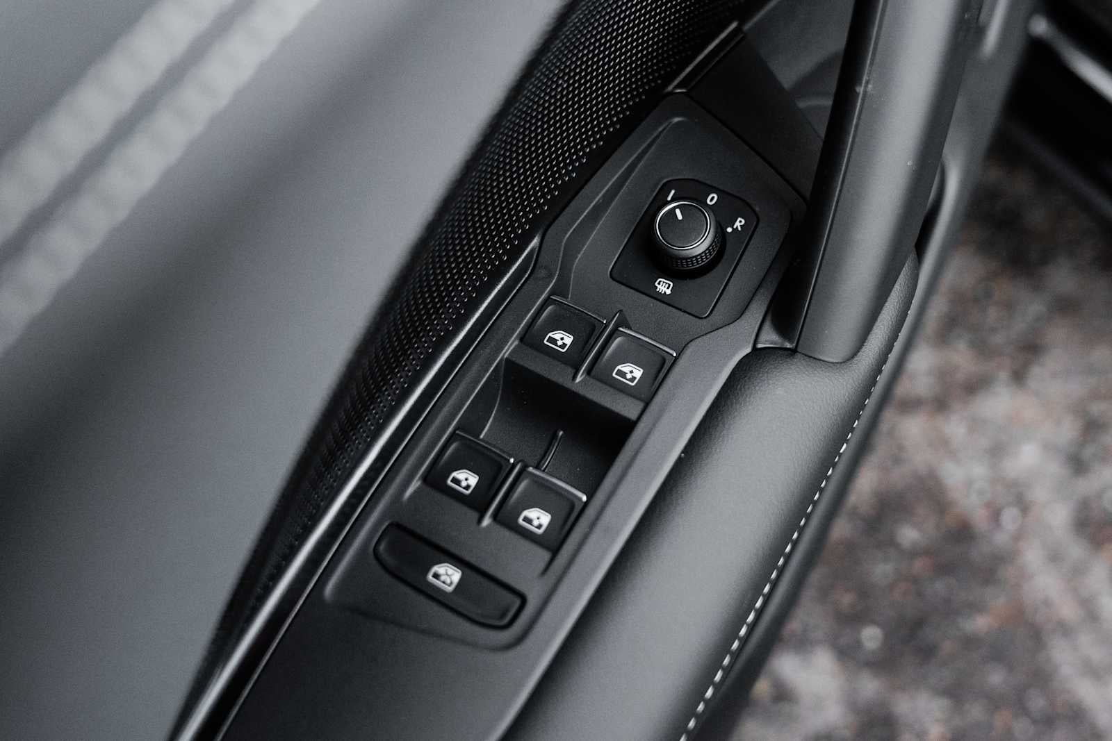 2026 Volkswagen Tiguan SE AWD