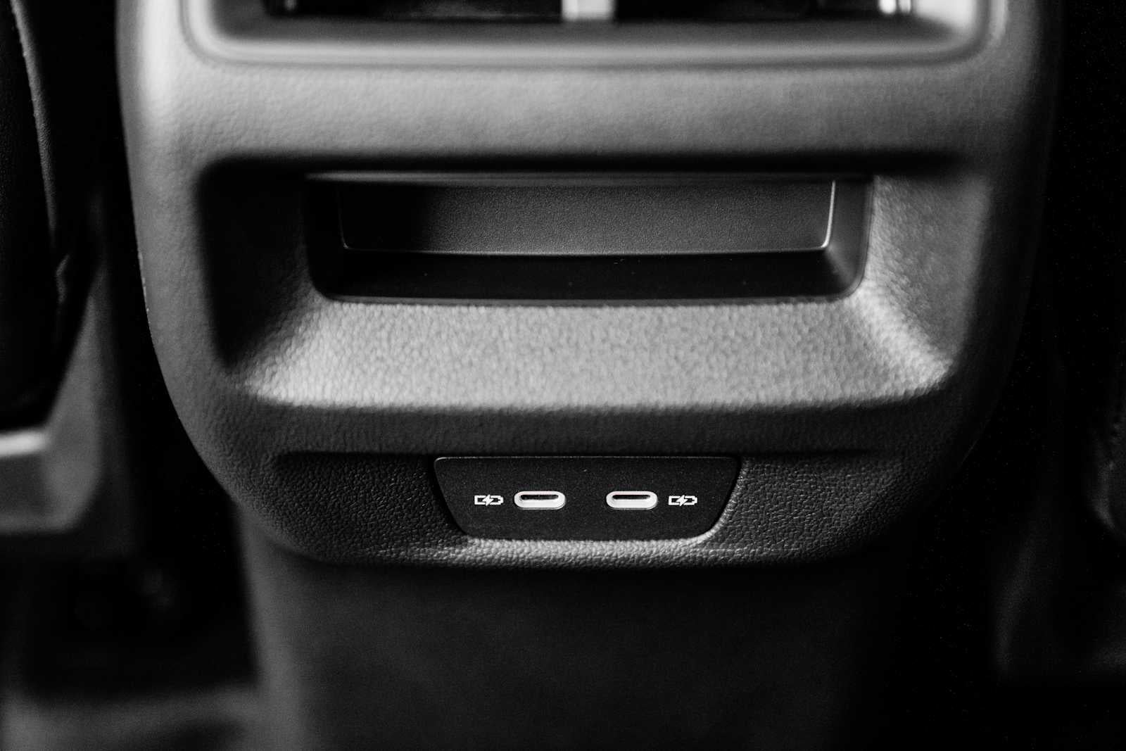 2026 Volkswagen Tiguan SE AWD