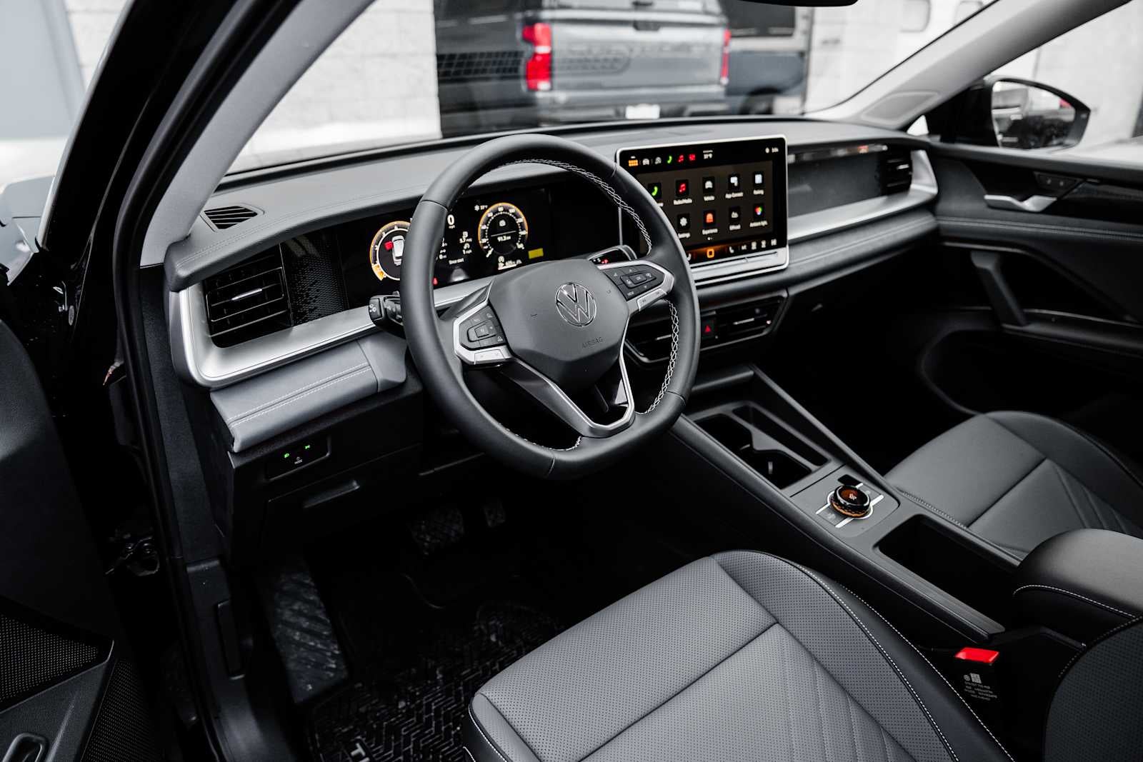 2026 Volkswagen Tiguan SE AWD